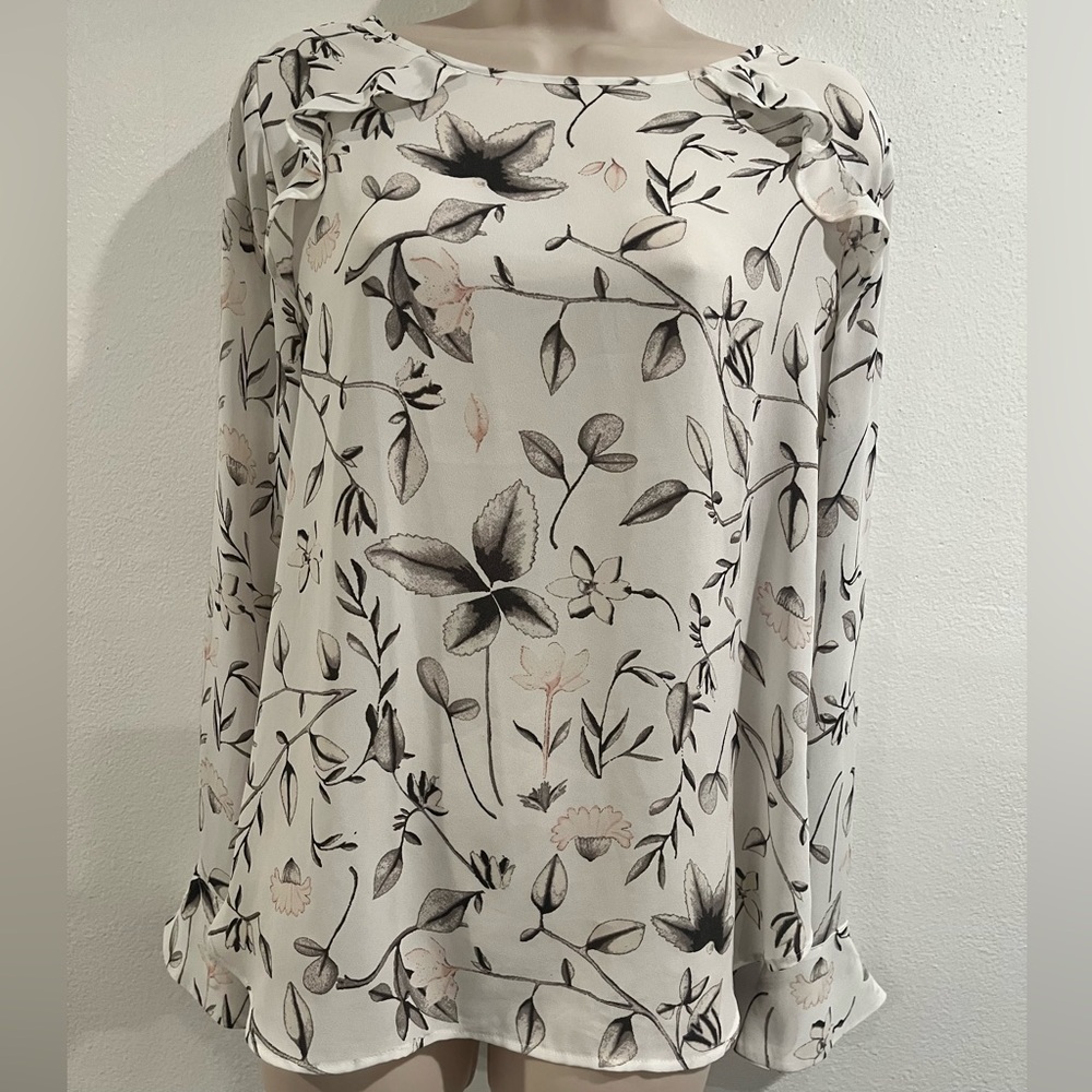 New Loft Medium Long White w/ gray Floral  Blouse